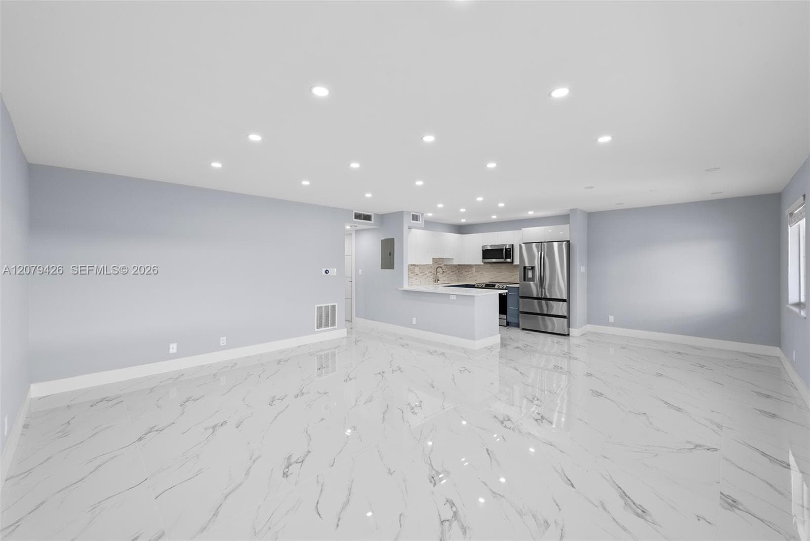 1400 NE 54th St # 107, Fort Lauderdale, FL 33334 photo 2