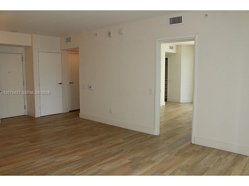 1300 Brickell Bay Dr # 1008, Miami, FL 33131 photo 5