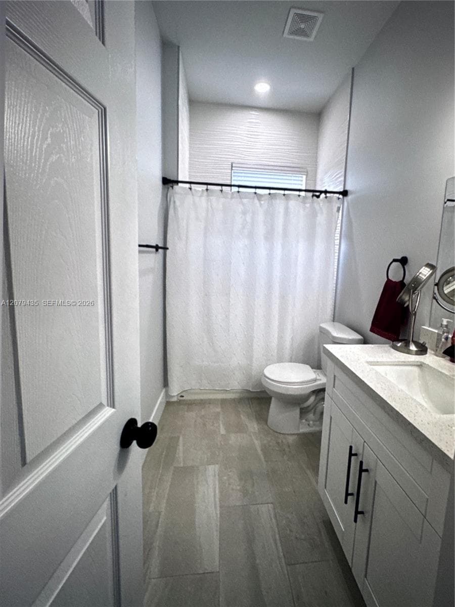 200 N 66th Ave, Hollywood, FL 33024 photo 2