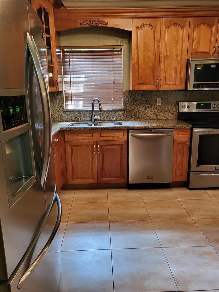 780 NE 199TH Street # 101E, Miami, FL 33179 photo 4