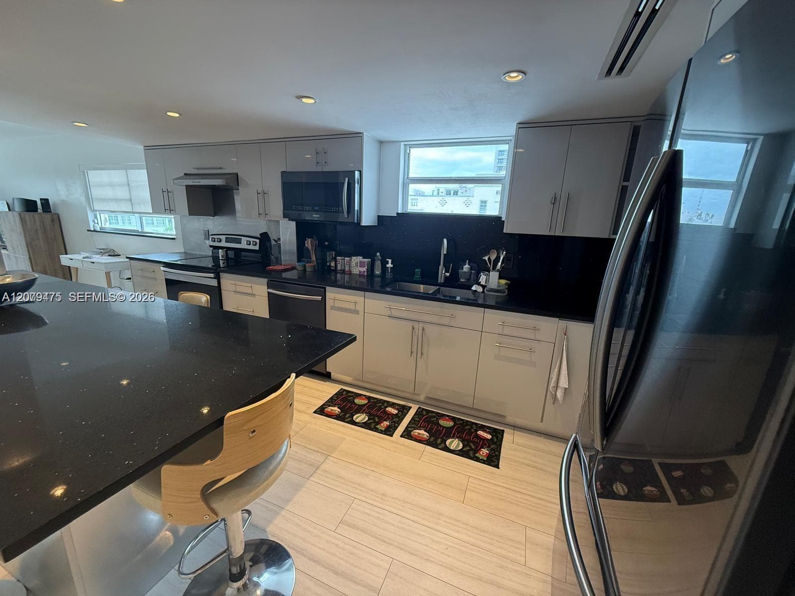 1150 Collins Ave # 406, Miami Beach, FL 33139 photo 3