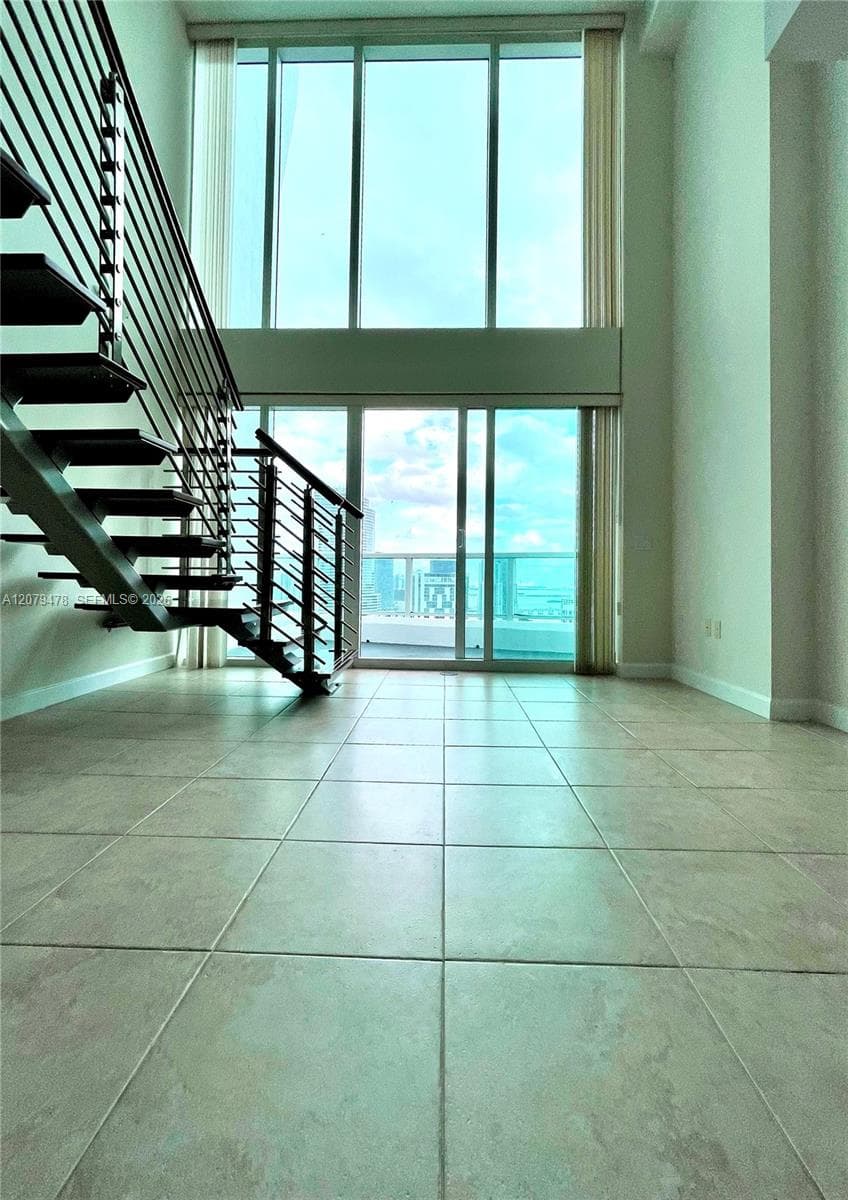 41 SE 5th St # 2405, Miami, FL 33131 photo 5