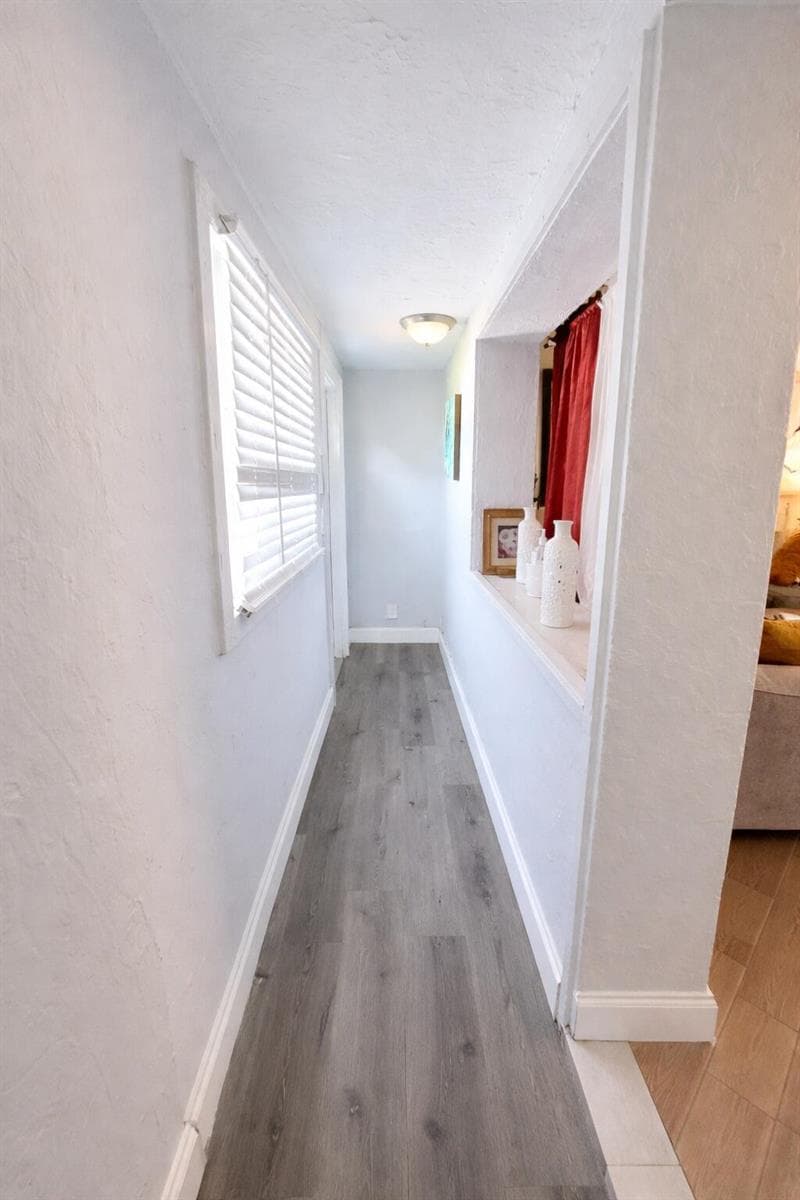 2330 NE 1ST Avenue, Pompano Beach, FL 33060 photo 2