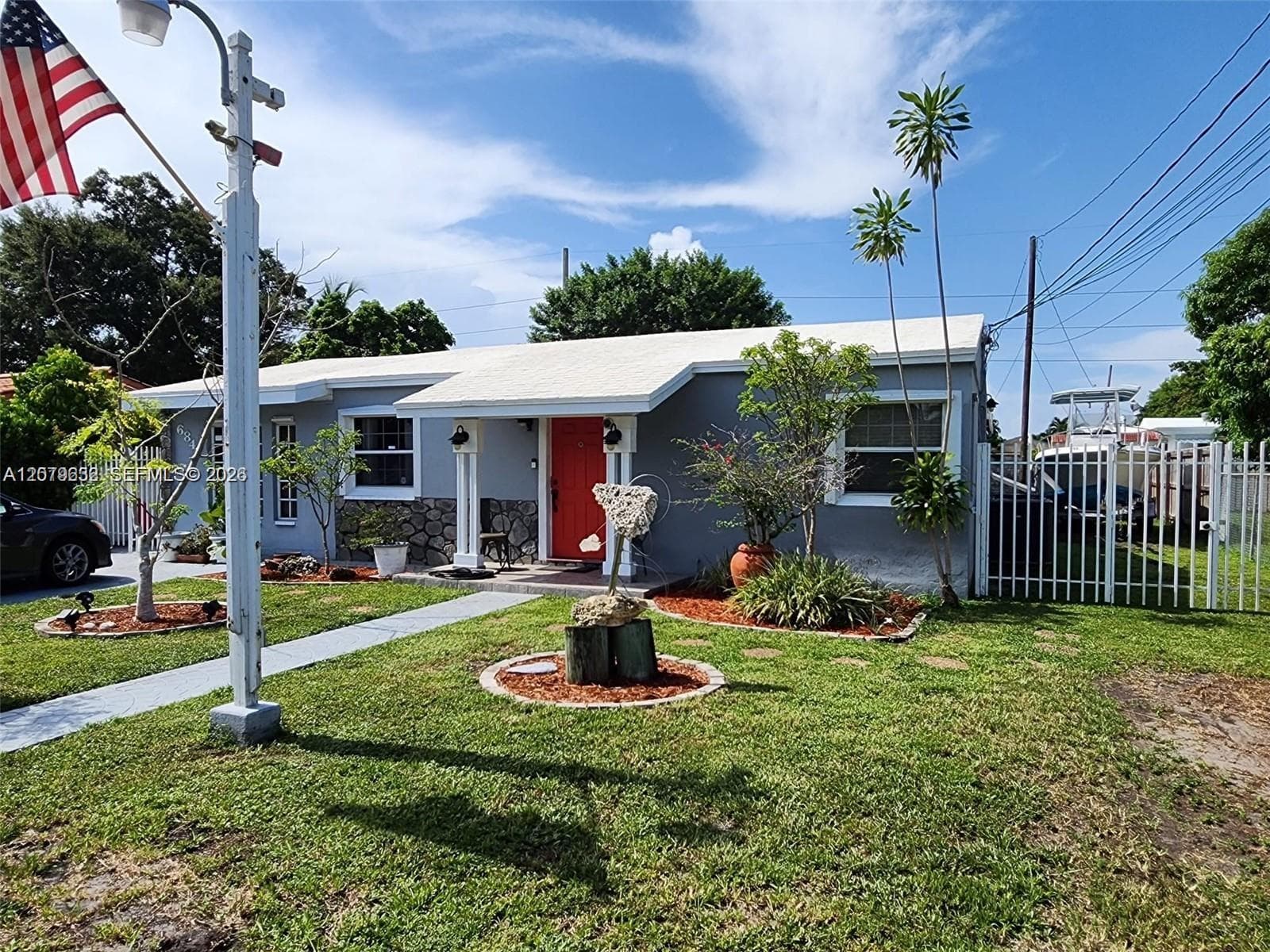 6847 SW 13th St, Miami, FL 33144