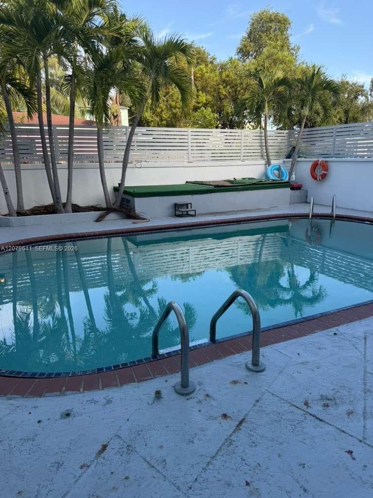421 NE 68th St # 8, Miami, FL 33138 photo 3