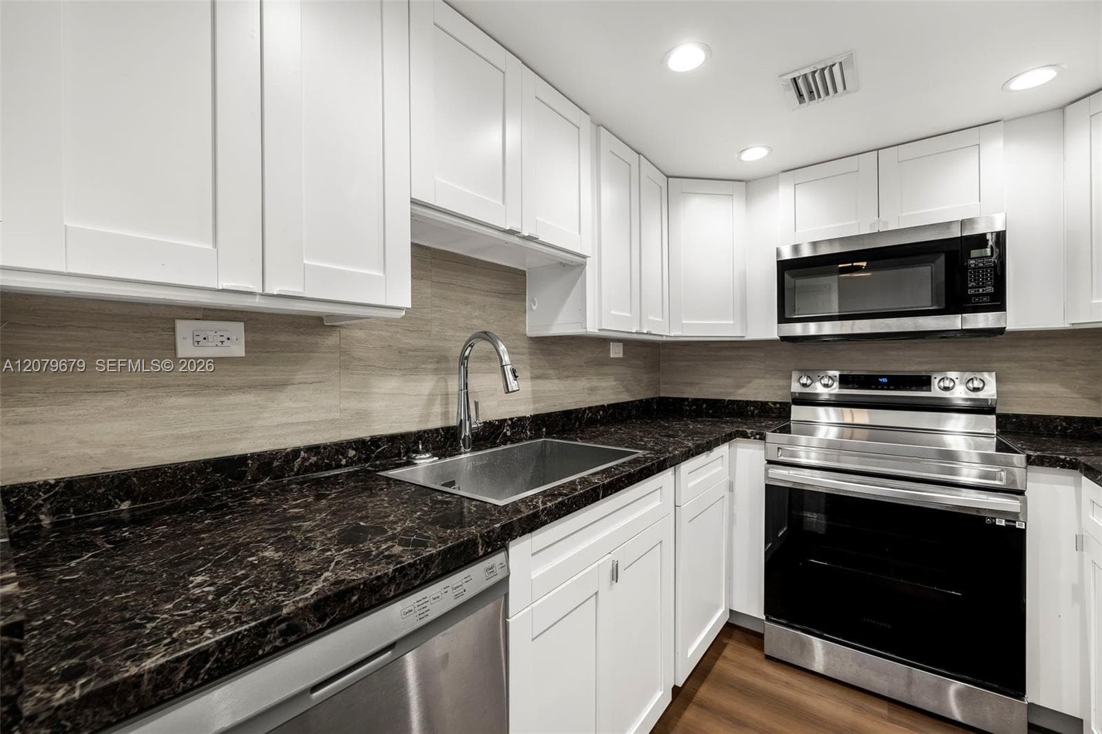 1200 West Ave # 317, Miami Beach, FL 33139 photo 4