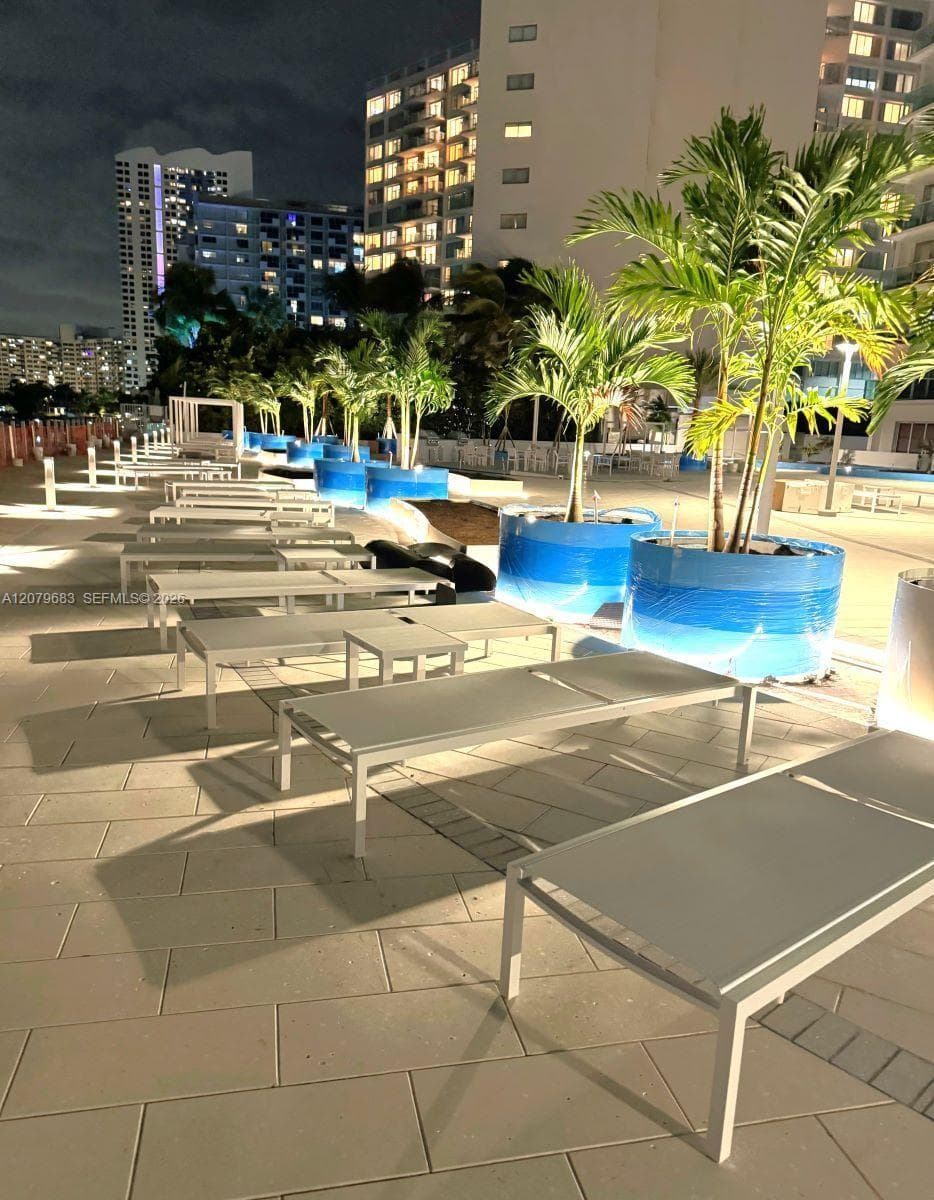 1000 West Ave # PH27, Miami Beach, FL 33139 photo 4