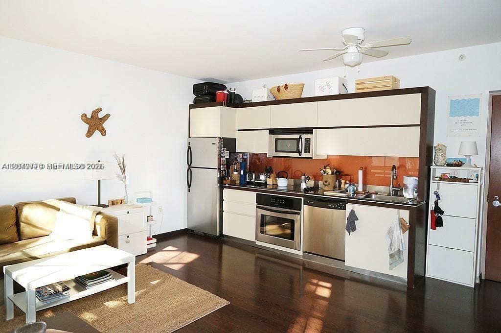 435 21st St # 215, Miami Beach, FL 33139 photo 5