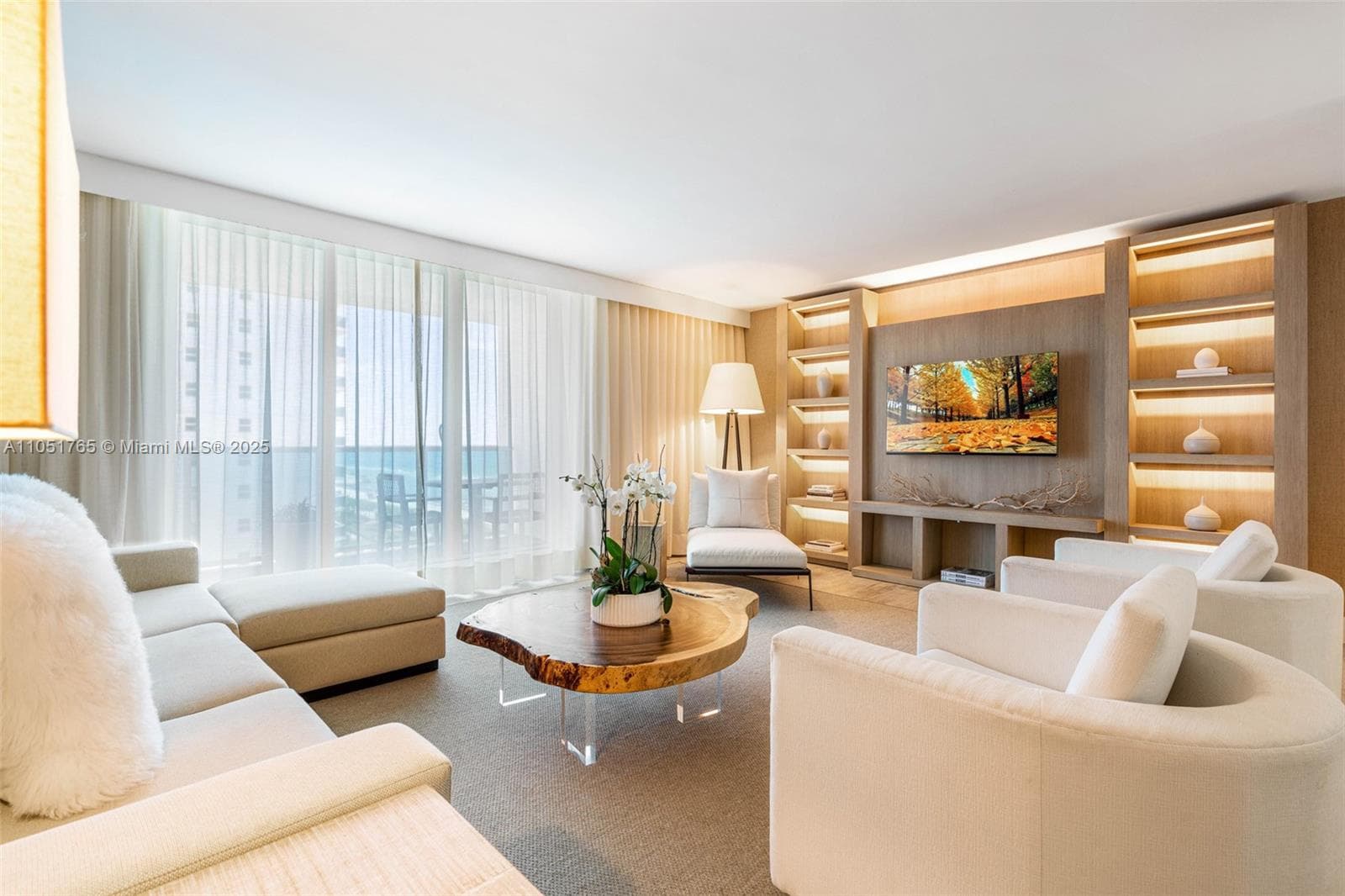 102 24th St # 1115, Miami Beach, FL 33139