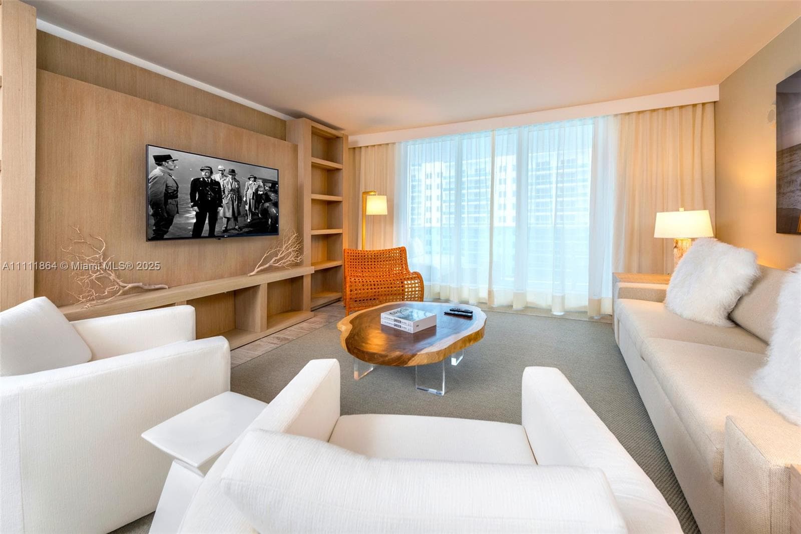 102 24th St # 906, Miami Beach, FL 33139