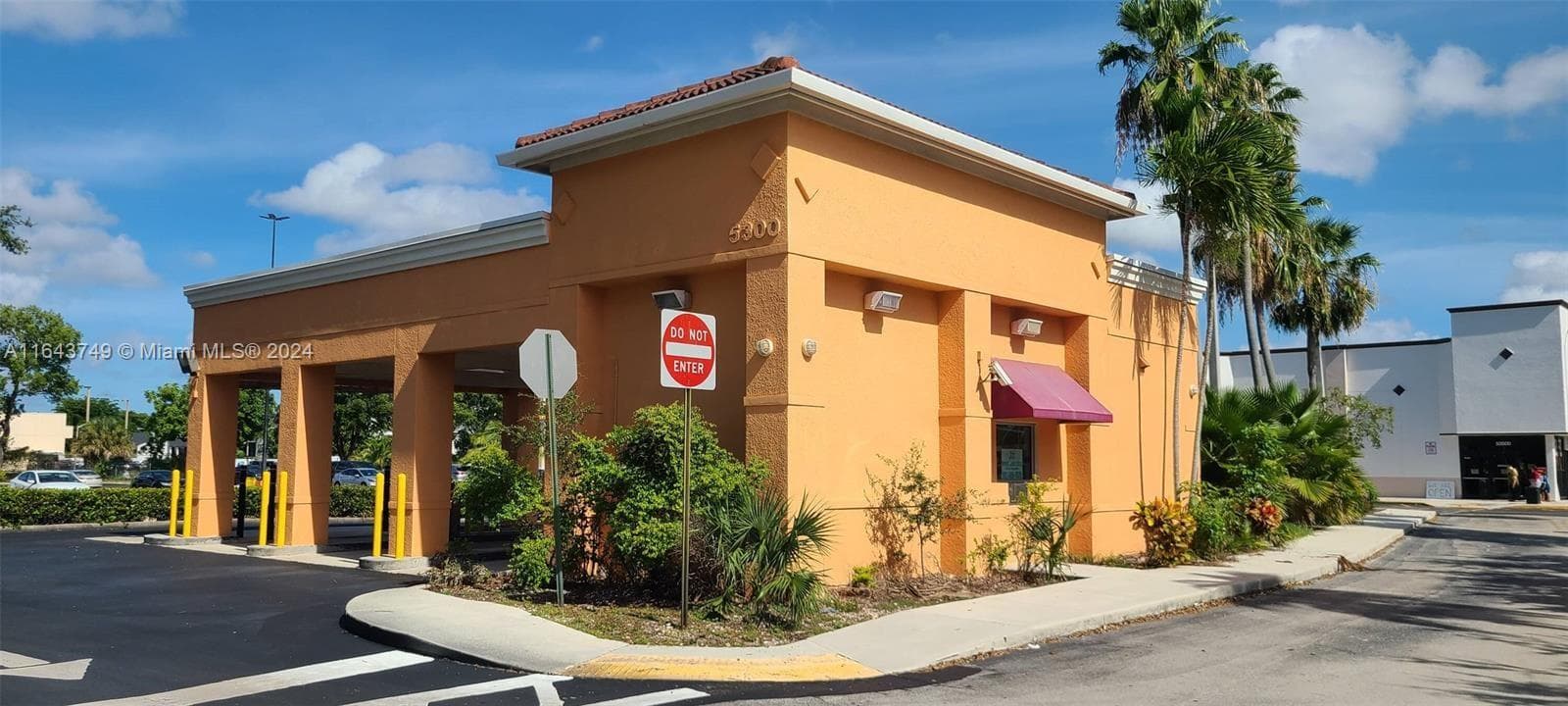 5300 Coconut Creek Pkwy, Margate FL 33063