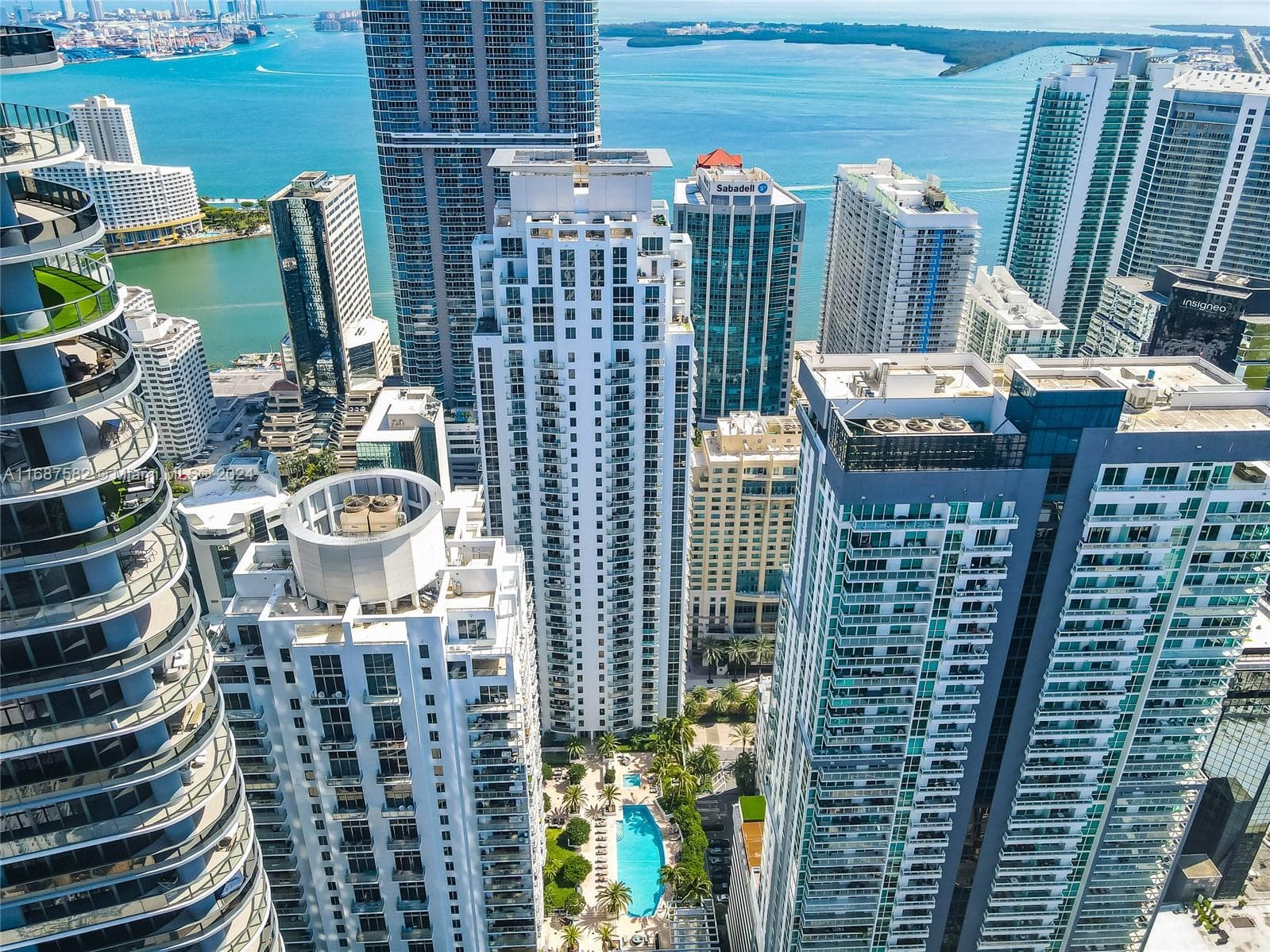 1060 Brickell Ave # 409, Miami FL 33131