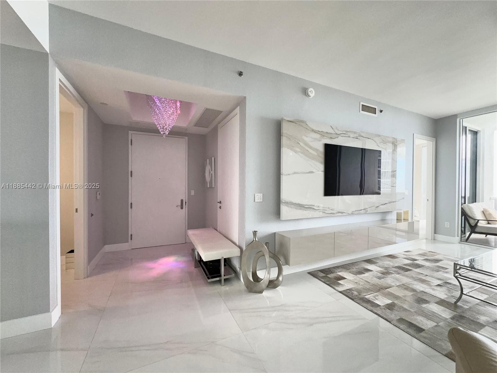 15901 Collins Ave # 2406, Sunny Isles Beach, FL 33160