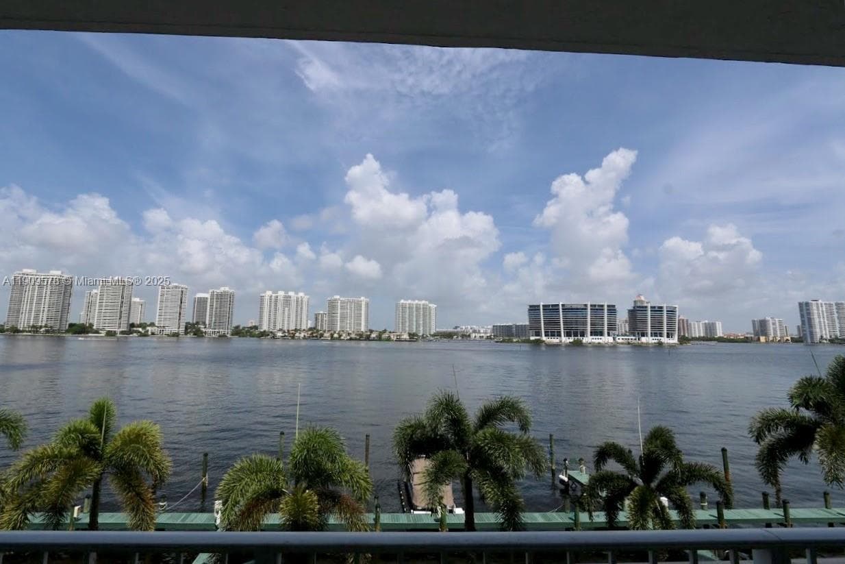17800 N Bay Rd # 404, Sunny Isles Beach, FL 33160