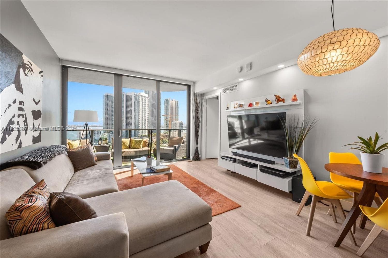 121 NE 34th St # 1705, Miami, FL 33137