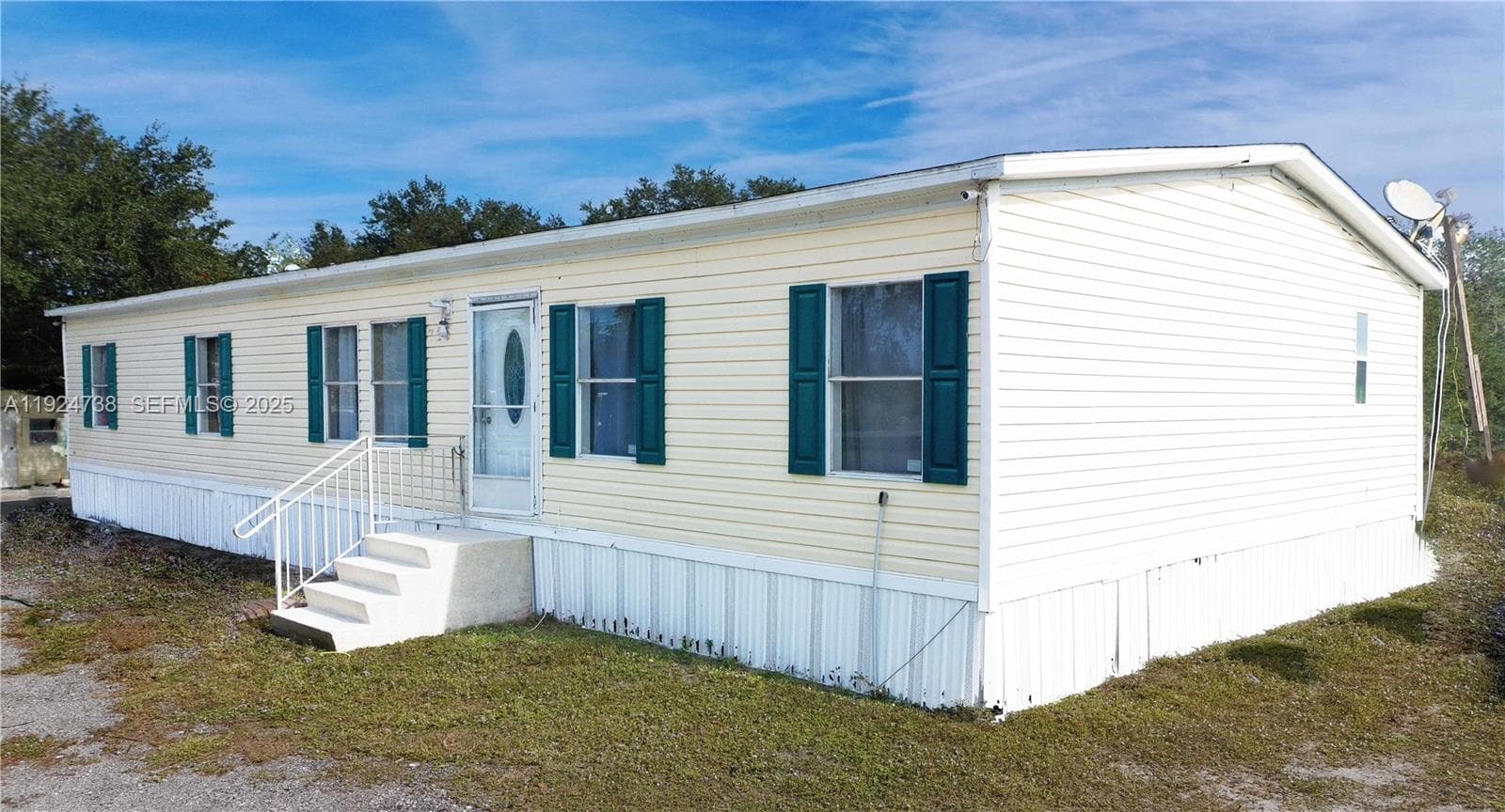 225 N Estribo ST, Clewiston FL 33440