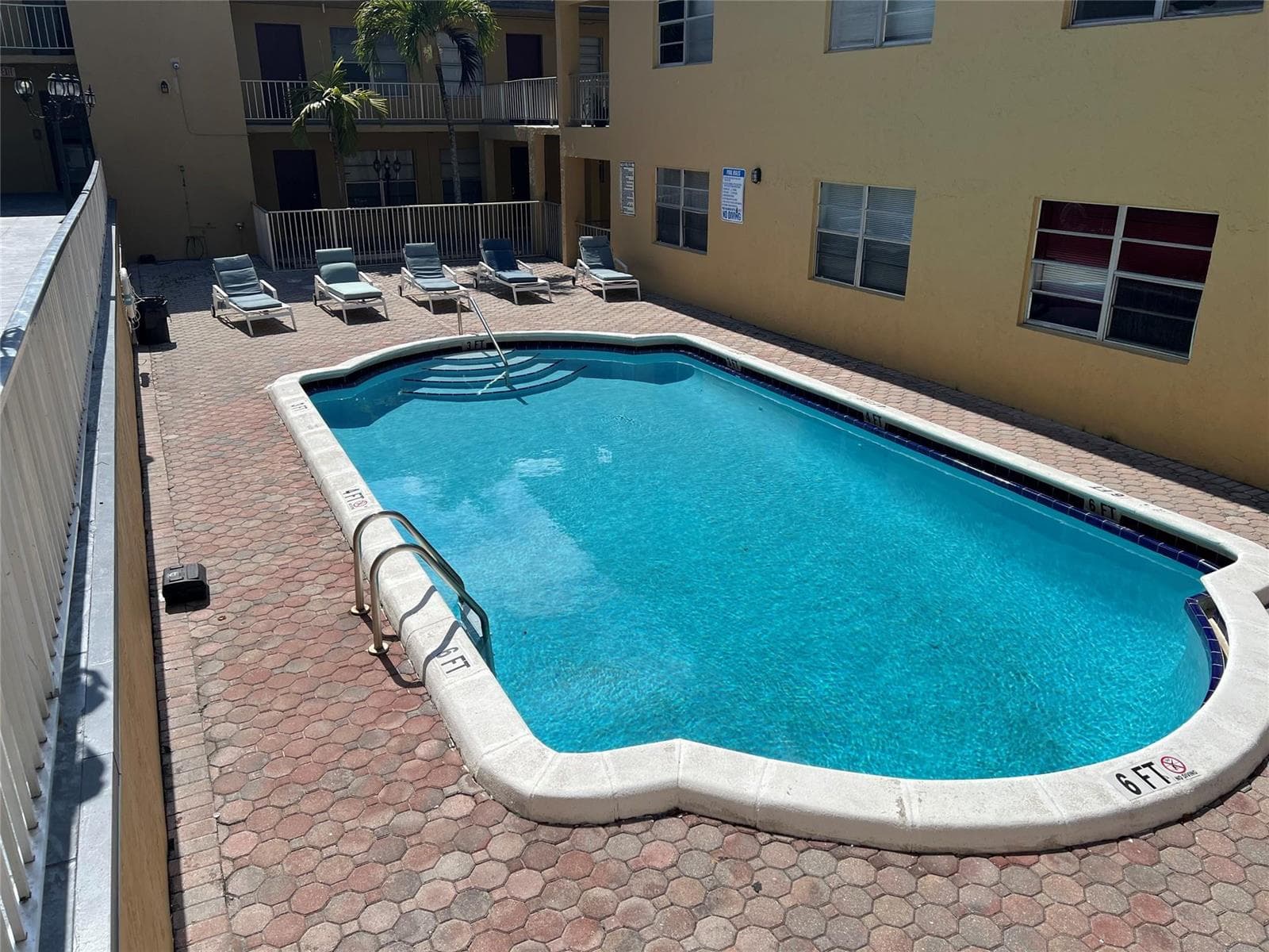 6840 Pembroke Road # 110, Pembroke Pines FL 33023