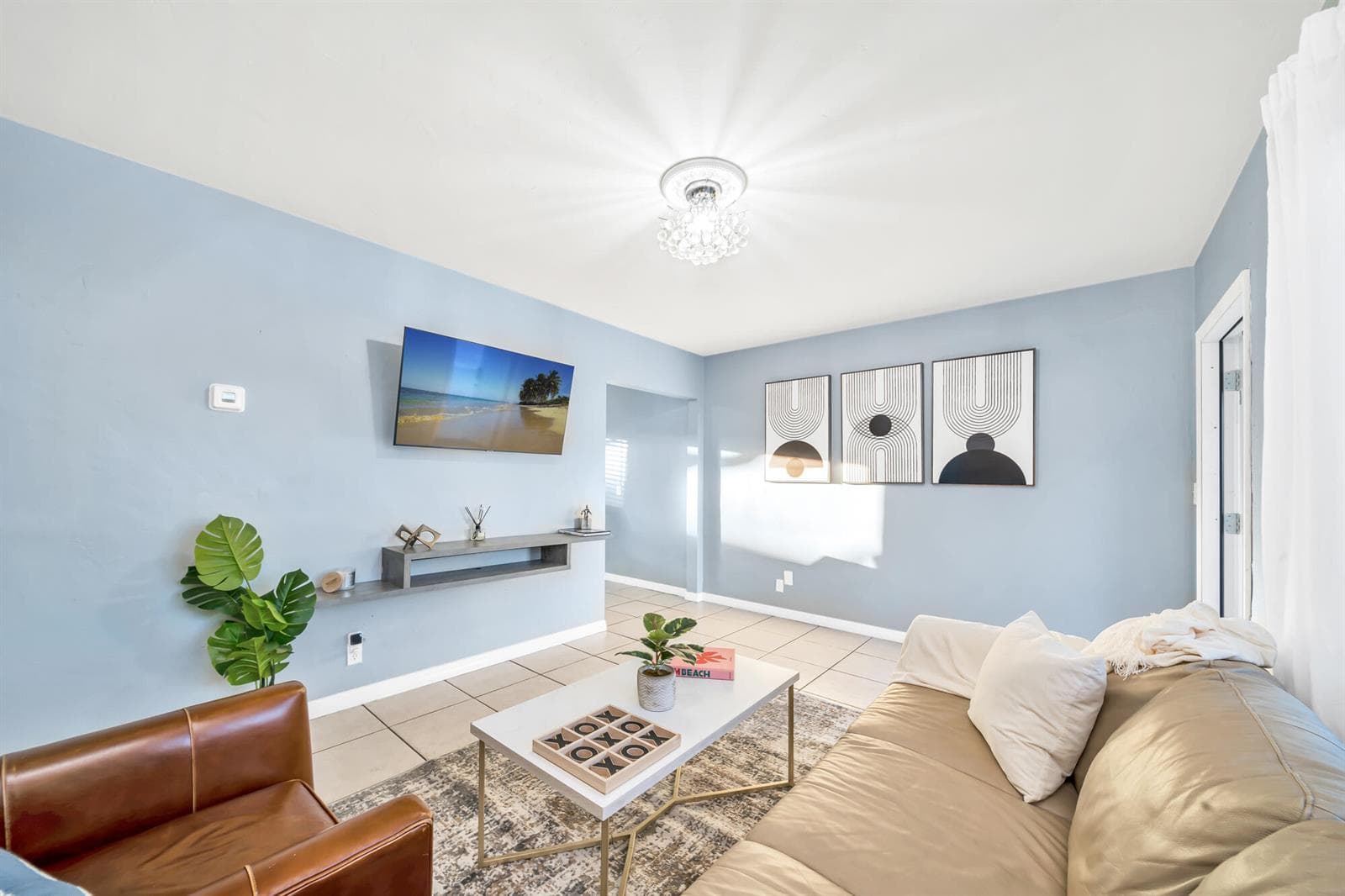3331 Lake Avenue, West Palm Beach FL 33405