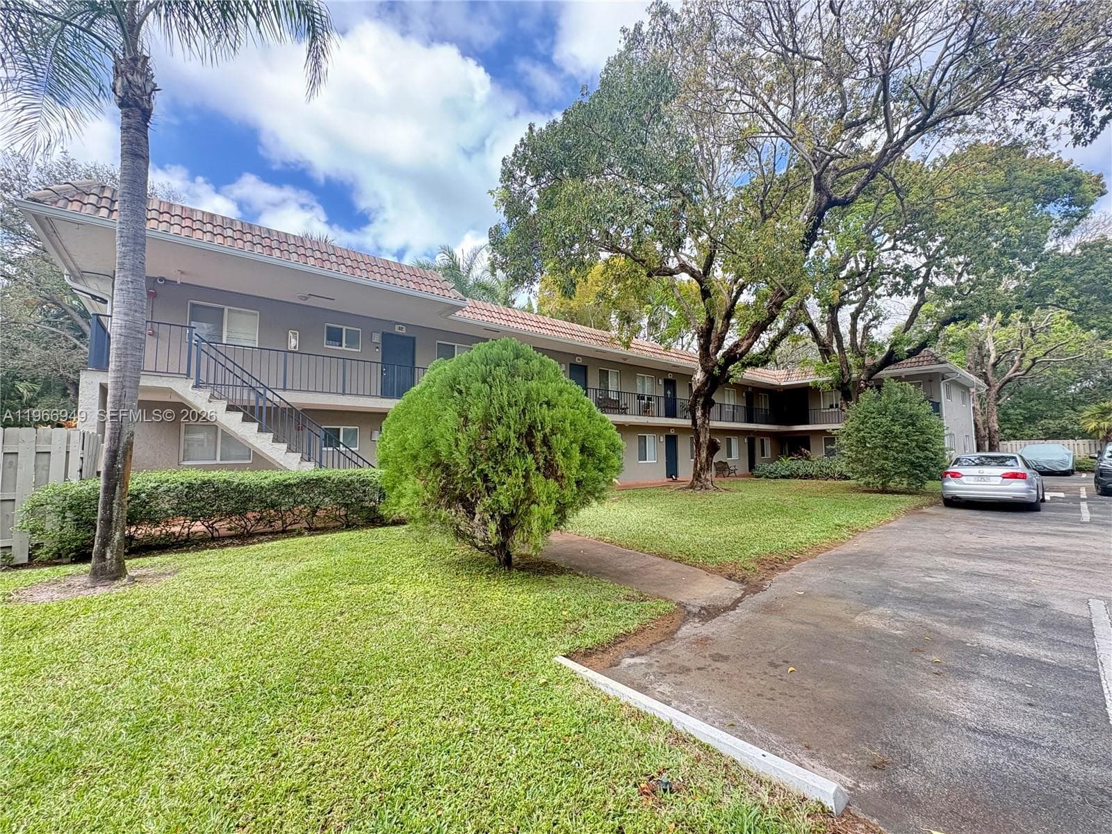 1111 SW 4th St, Fort Lauderdale FL 33312