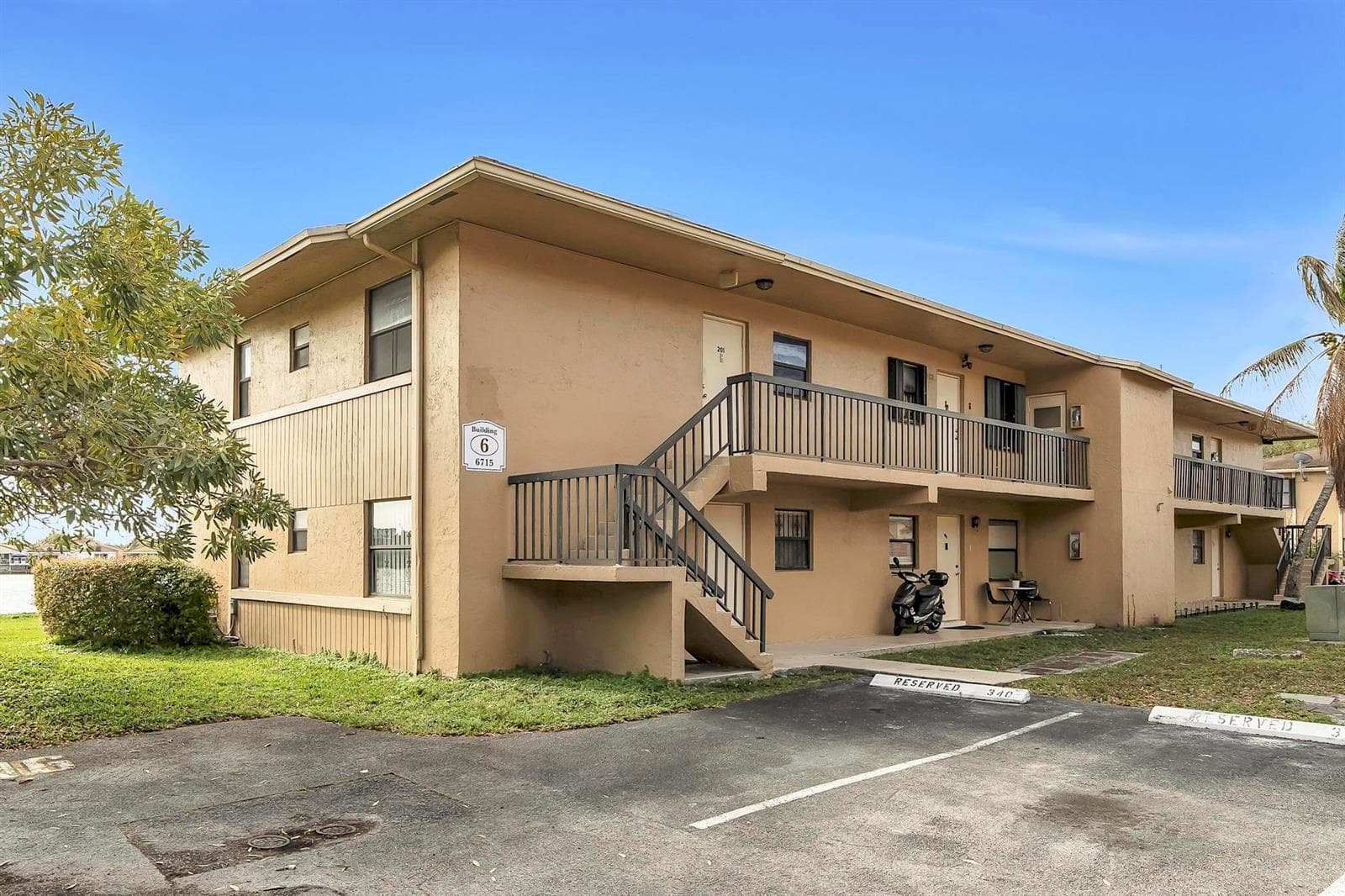 6715 W 26th Drive # 101-6, Hialeah FL 33016