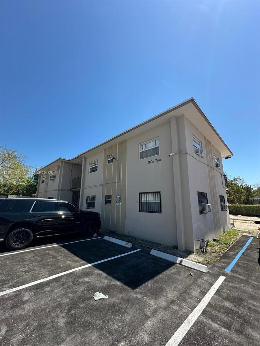 100 NE 78th St # 6, Miami, FL 33138