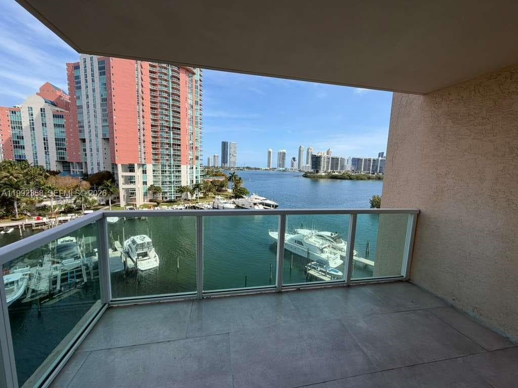 3330 NE 190th St # 710, Aventura FL 33180