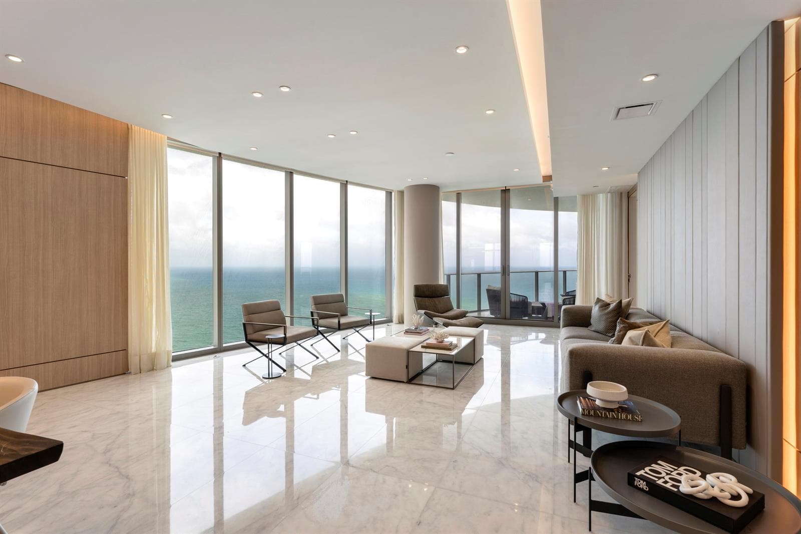 15701 Collins Avenue # 3901, Sunny Isles Beach, FL 33160