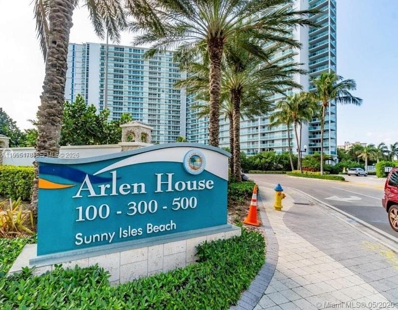 100 Bayview Dr # 1405, Sunny Isles Beach, FL 33160