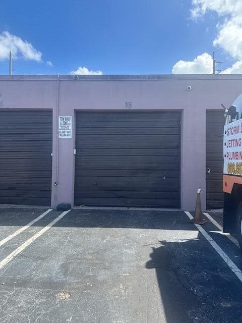 860 NW 45th Street # 15, Oakland Park FL 33309