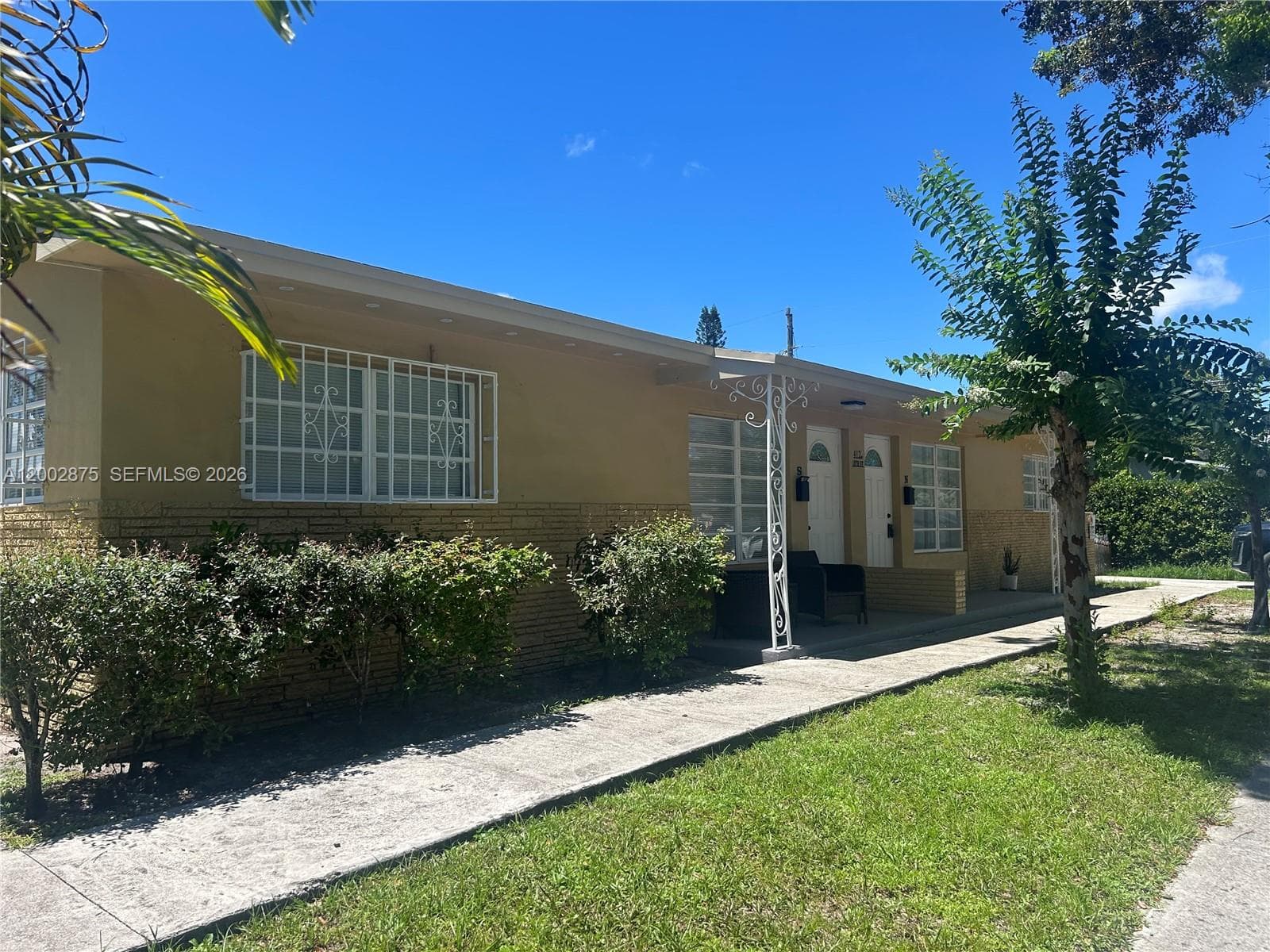 412 SW 10th St # 2, Hallandale Beach FL 33009