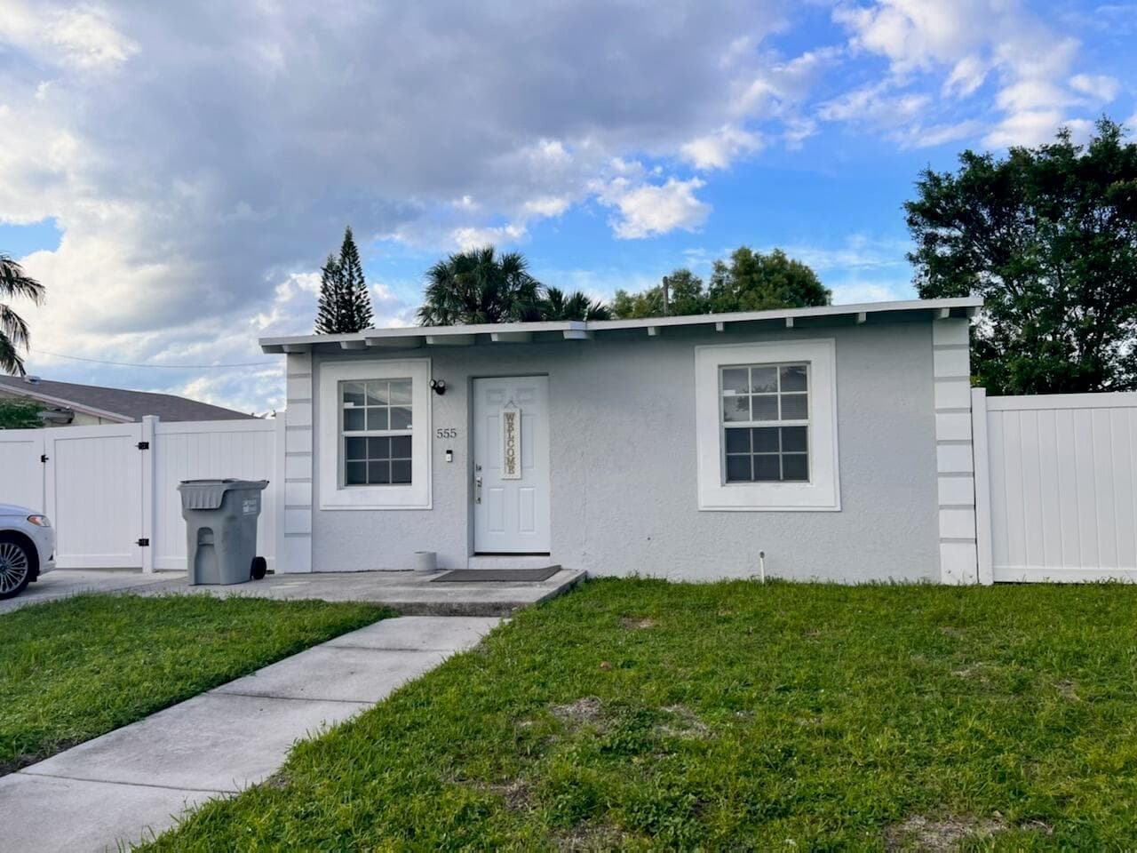 555 NW 15th Court, Pompano Beach FL 33060