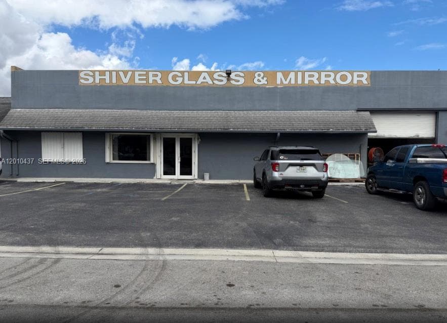 10 NE 3rd St, Florida City FL 33034
