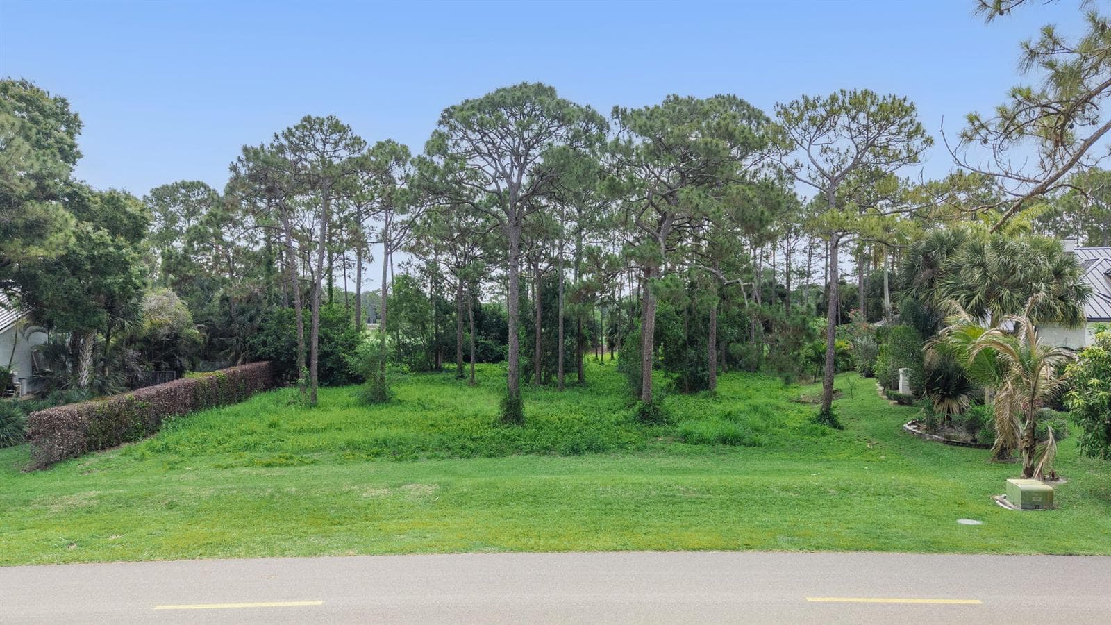 19051 SE Old Trail Drive W, Jupiter FL 33478