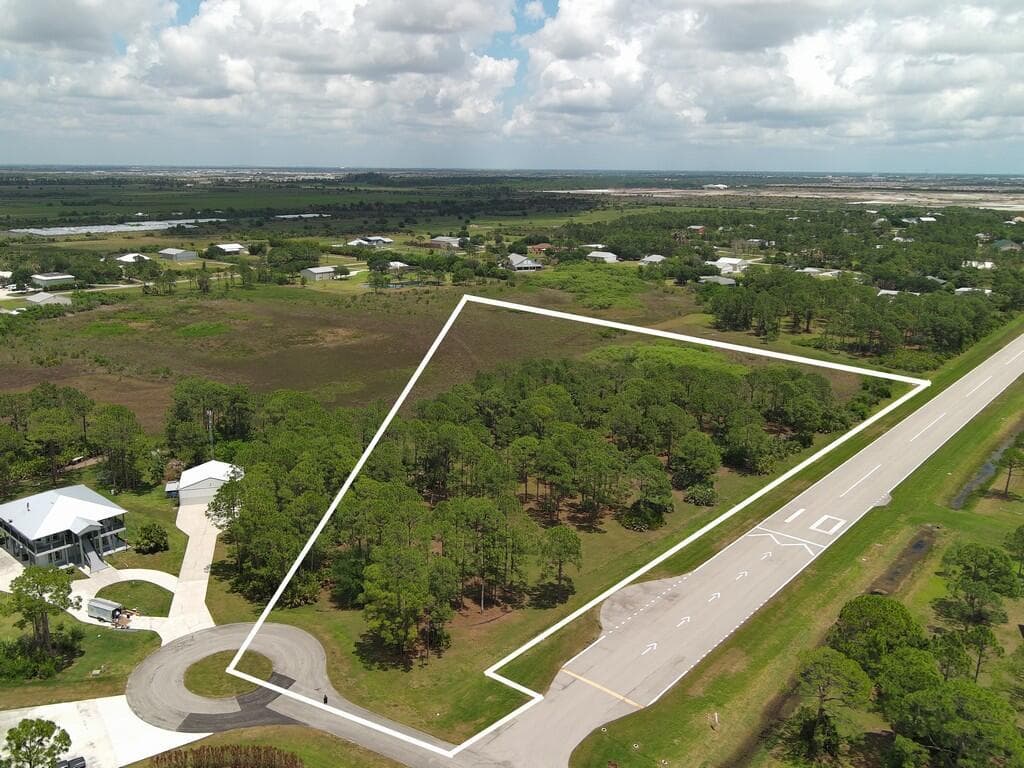 12370 Skymaster Street, Port St. Lucie FL 34987