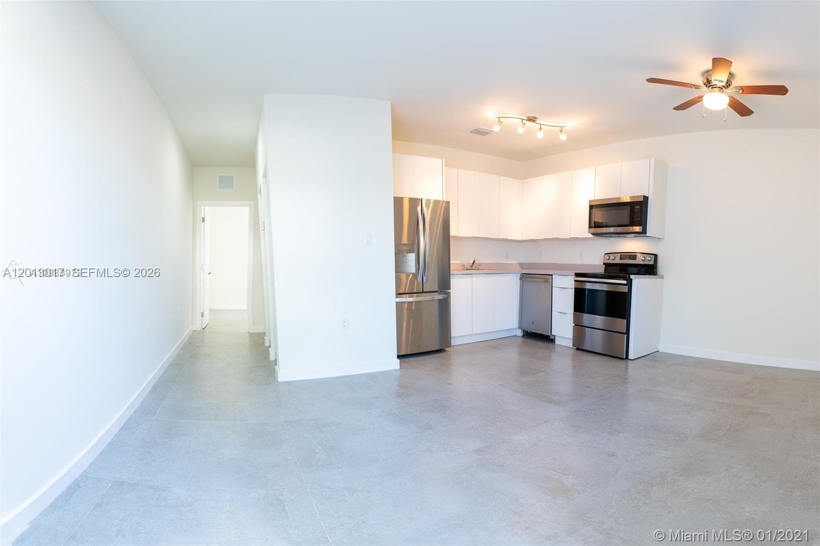 120 NE 71st St # 3, Miami, FL 33138