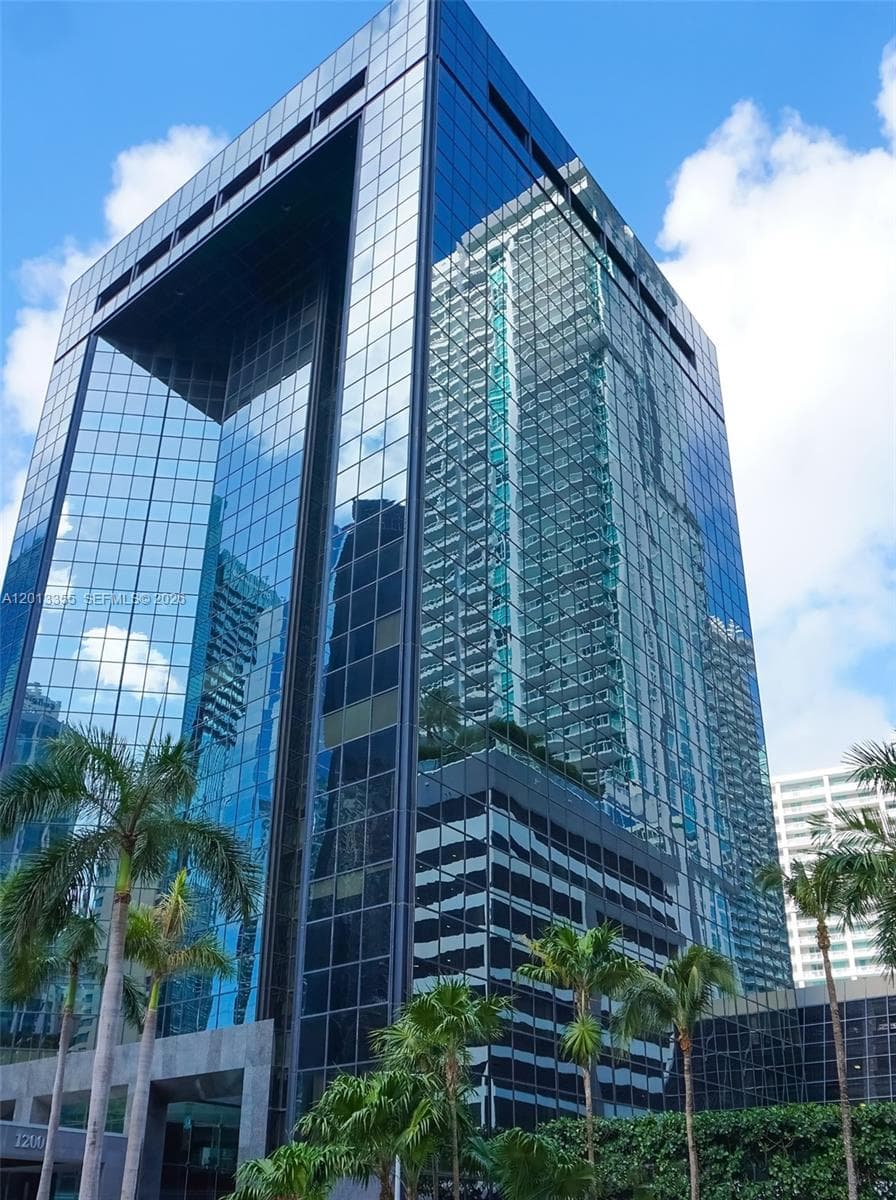 1200 Brickell Ave # 505-B, Miami FL 33131