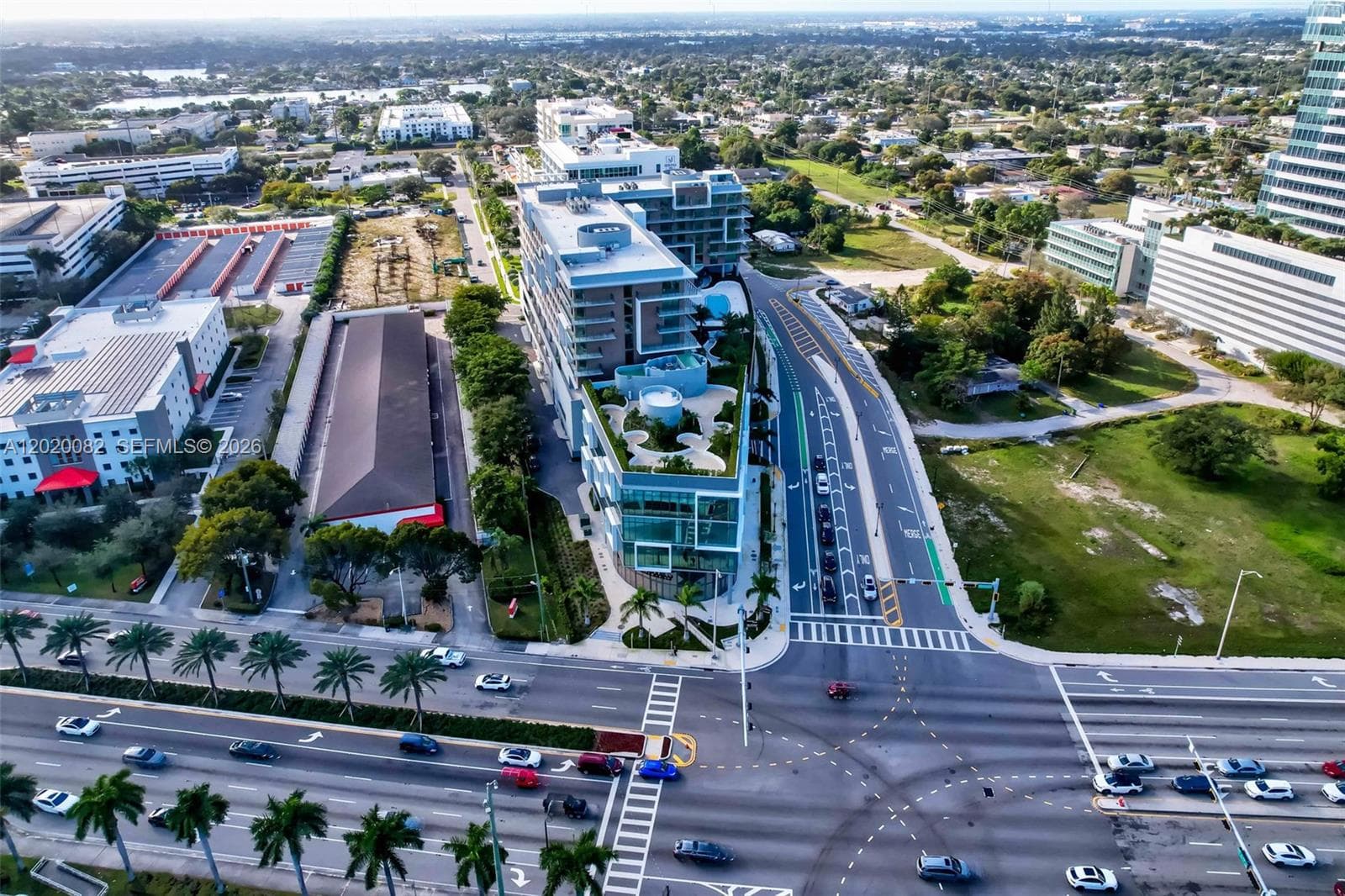 21290 Biscayne # 412, Aventura FL 33180