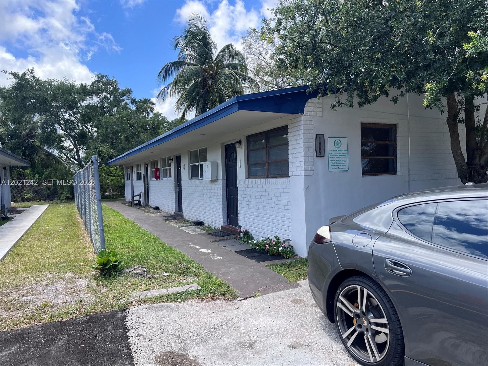 109 NW 14th Way # 1-4, Dania Beach FL 33004