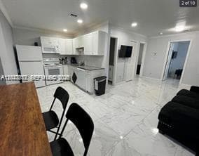 2240 Simms St, Hollywood FL 33020