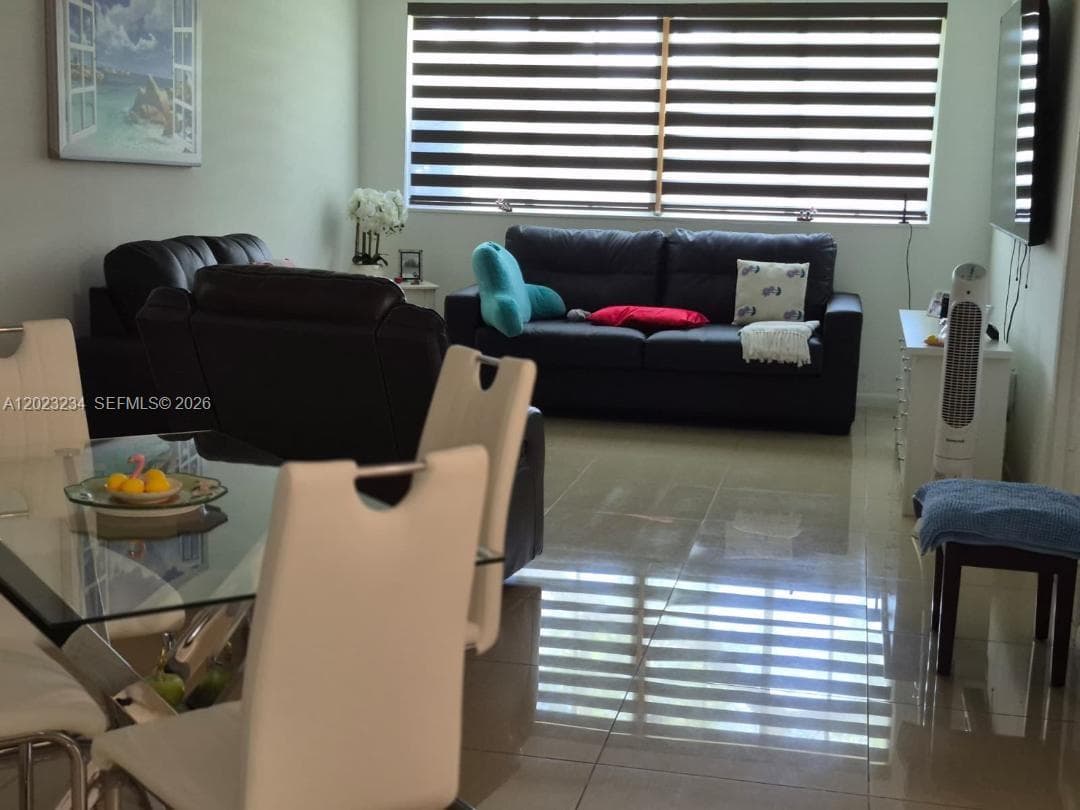 6195 NW 186th St # 106, Hialeah FL 33015