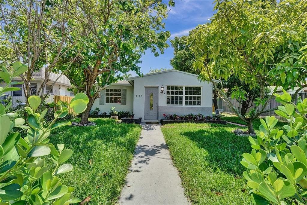 2422 Sherman Street, Hollywood FL 33020