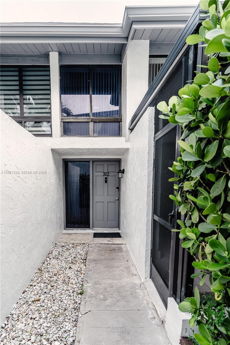 19200 NE 25th Ave # 322C, Miami, FL 33180