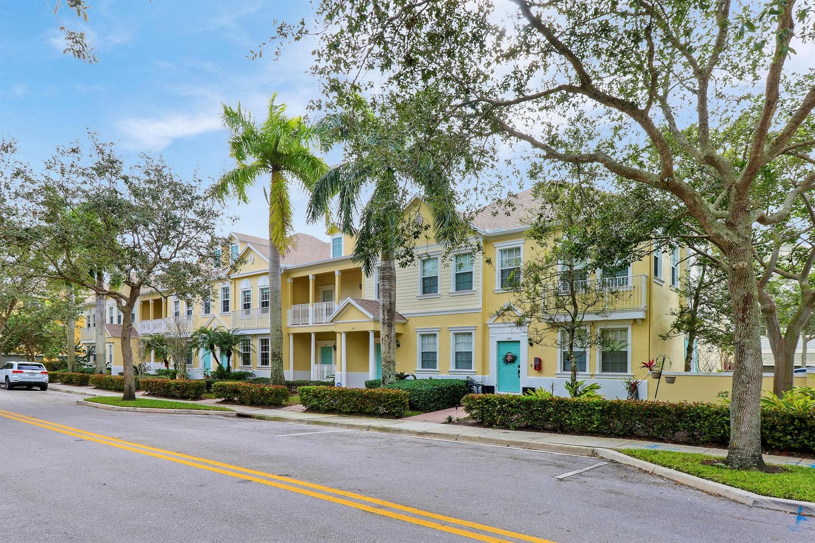 118 Seagrape Drive # 105, Jupiter FL 33458