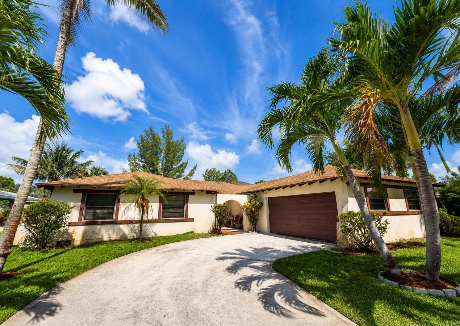 915 Ryanwood Drive, West Palm Beach FL 33413