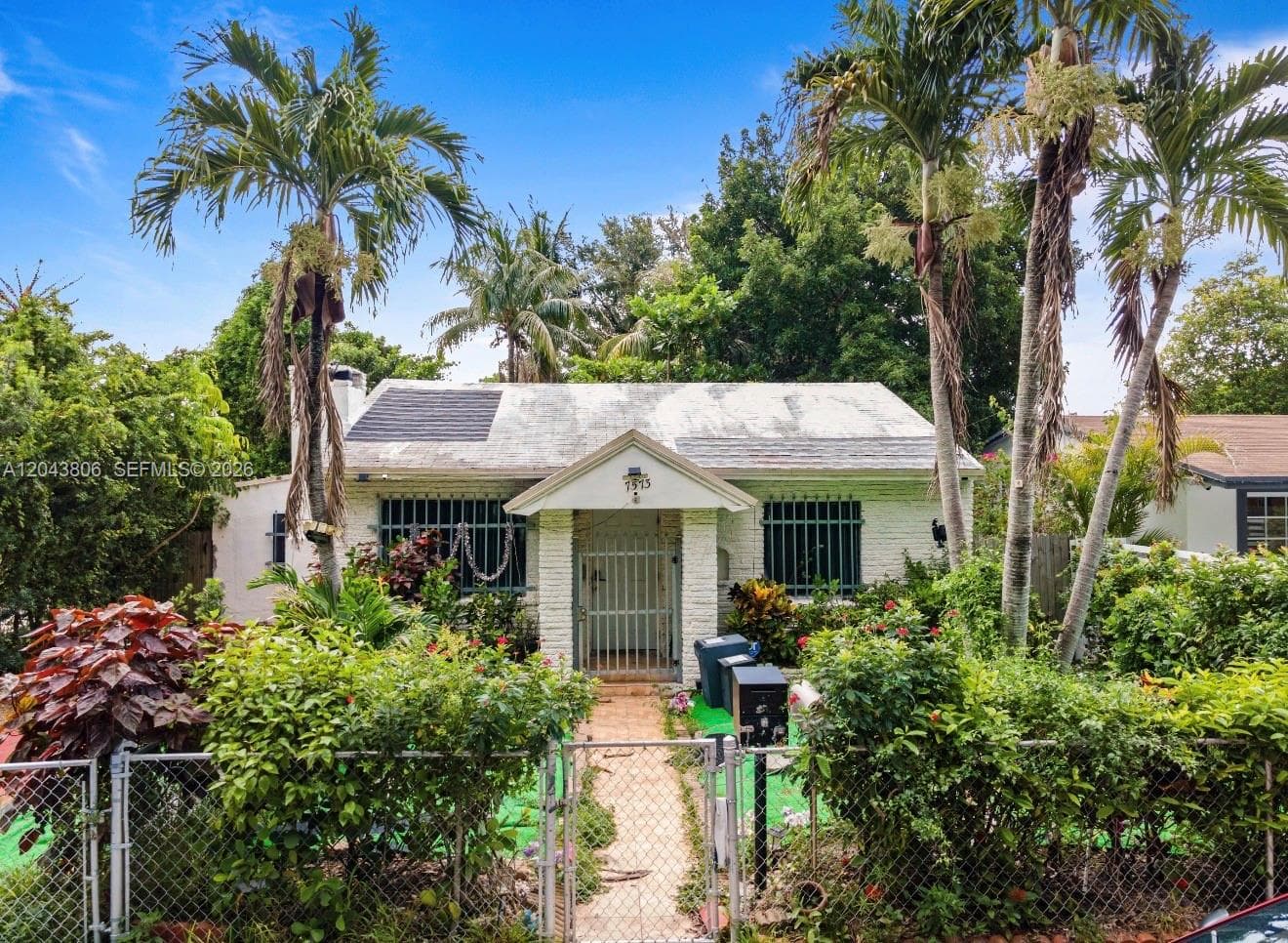 7573 NW 12th Ct, Miami FL 33147