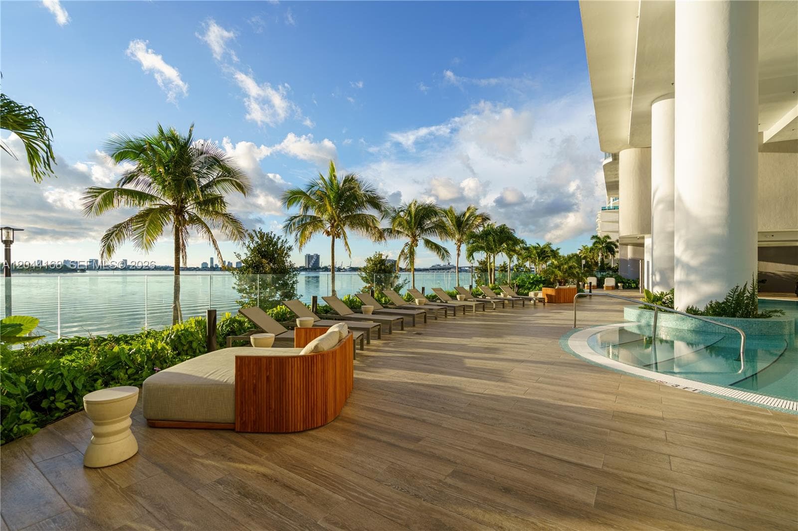 700 NE 23rd St # 2304, Miami FL 33137