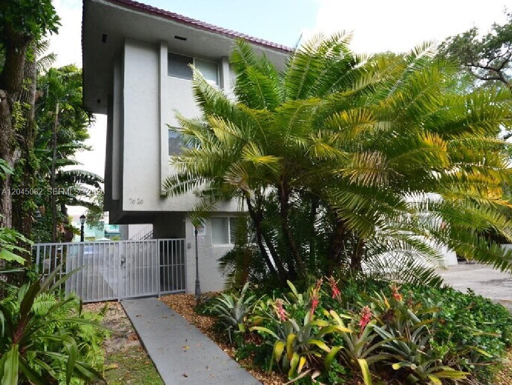 7626 NE 6th Ct # 5, Miami, FL 33138