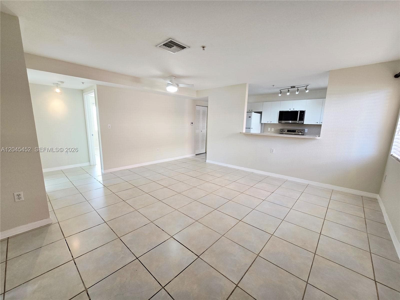 1627 NW 18th St # 201, Miami, FL 33125