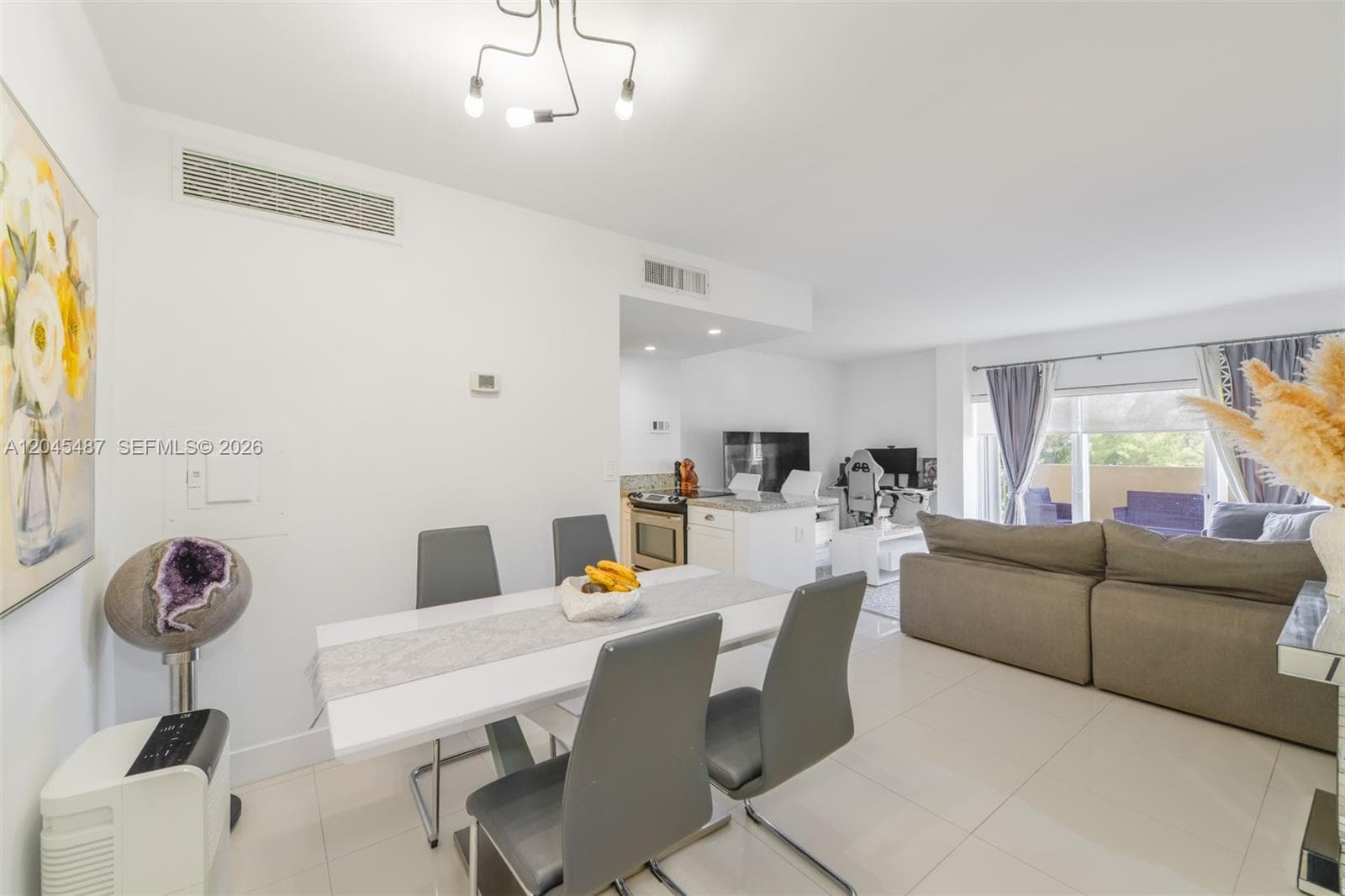 880 NE 69th St # 5L, Miami, FL 33138