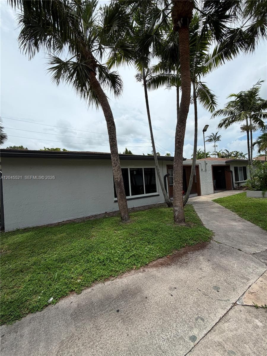 2557 NW 60TH TER, Sunrise FL 33313